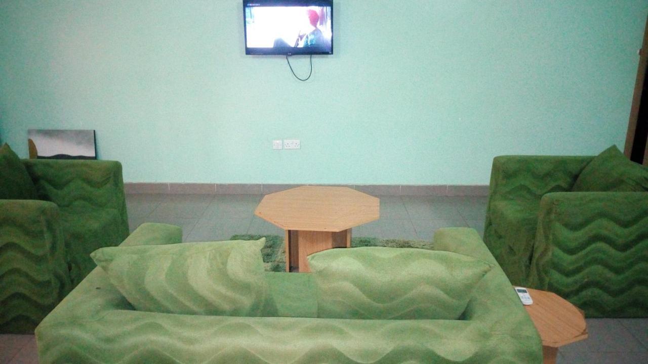 Mataan Hotel And Suites Ibadan Bagian luar foto
